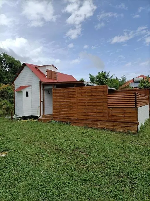 La Tiny De Titanse Avec Piscine Villa Capesterre 0*,