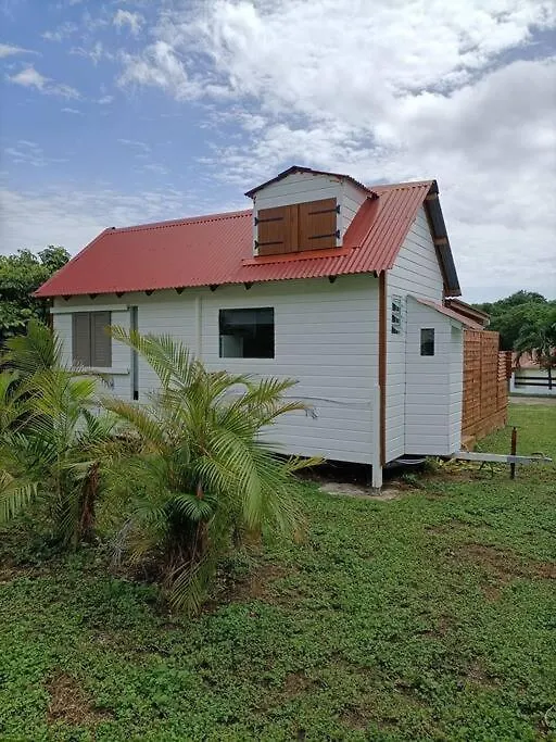 La Tiny De Titanse Avec Piscine Villa Capesterre Chalet